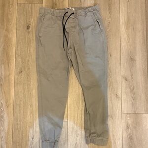 Old Navy Men's Light Gray Joggers